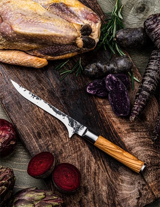 Forged Olive Uitbeenmes 16cm 2 Forged Olive Uitbeenmes 16cm - Afbeelding 2