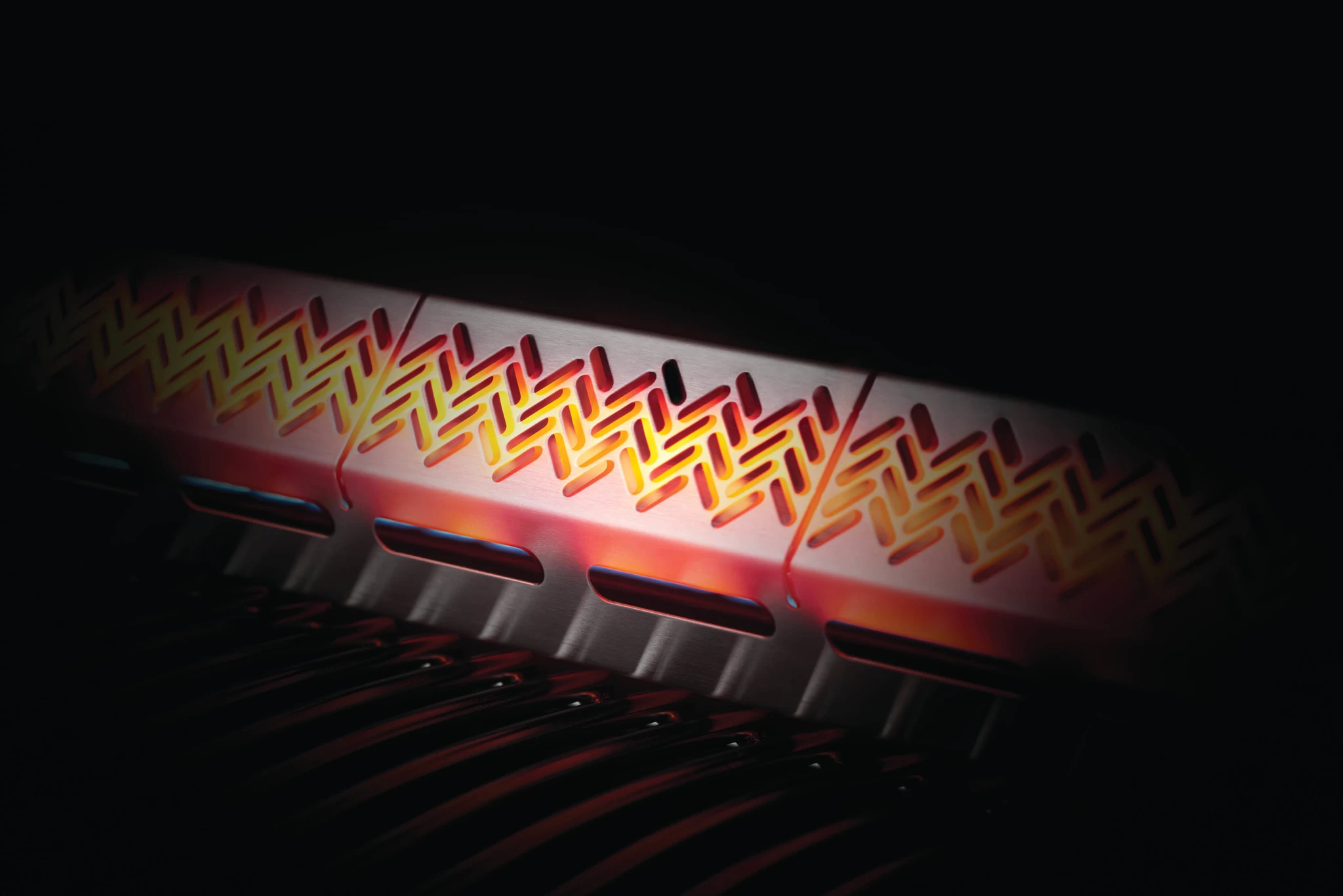 Napoleon ROGUE 525 RSIB Met Aparte Infrarood Zijbrander 3 Napoleon ROGUE 525 RSIB Met Aparte Infrarood Zijbrander - Afbeelding 3