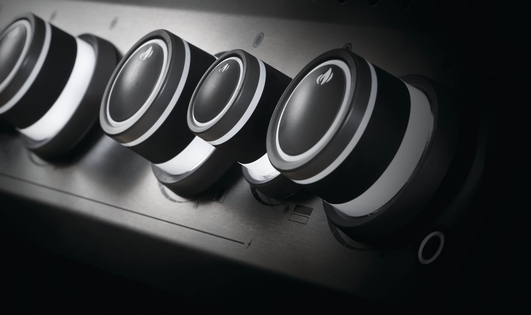 Napoleon Rogue SE625RSIB-1 Gasbarbecue 5 Napoleon Rogue SE625RSIB-1 Gasbarbecue - Afbeelding 5