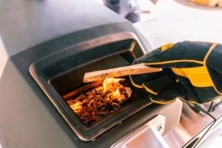 Ooni Karu 16 Houtskoolgestookte Pizzaoven -Winkel Voor Keukenbarbecuebenodigdheden ooni karu 16 houtskoolgestookte pizzaoven 6